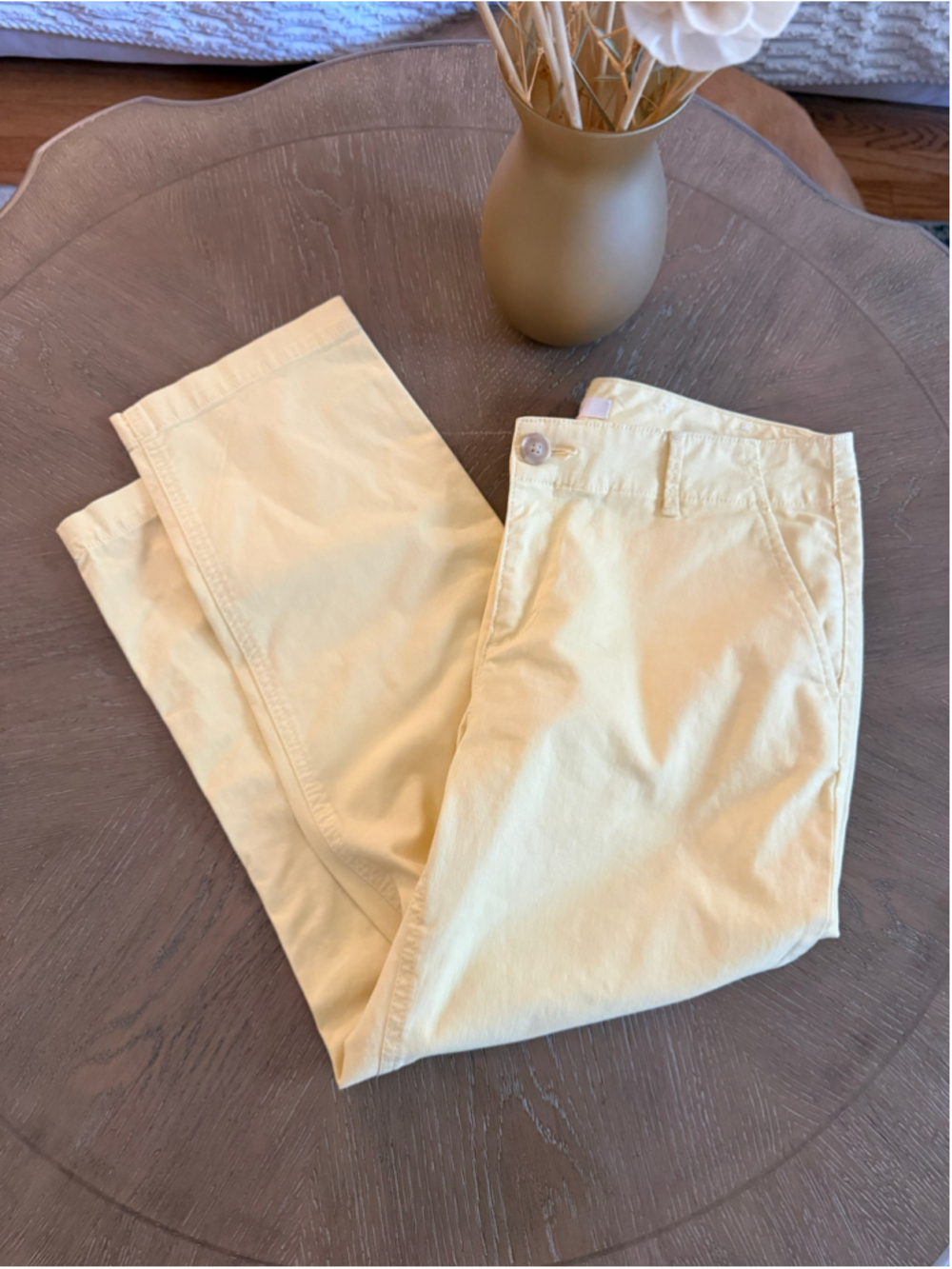 Women's LOFT The Slim Cropped Pants Size 8P Yellow